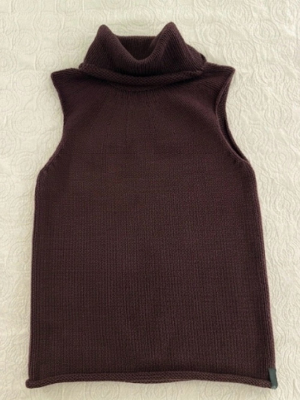 Calvin Klein Plum Purple Knit Sleeveless Turtleneck Sweater Top Size Small Knit